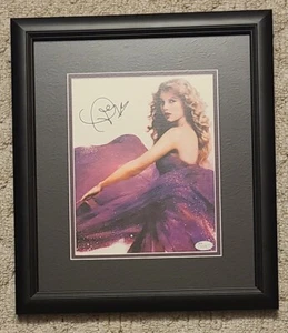 Taylor Swift signed Autogramm Speak Now gerahmt 8x10 Foto COA JSA S91298  - Bild 1 von 4