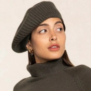 Naked Cashmere Damen Baskenmütze Beanie Grün Medium Large Army - Bild 1 von 4