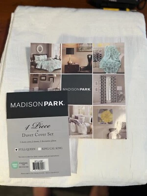 Madison Park Nicolette 4pc Duvet Set - Full/Queen Size - White  NEW - Image 1 of 2