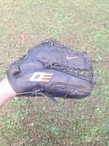 Nike Diamond Elite Baseball Glove 12.75 INCHES RHT Good Condition  - Picture 1 of 13