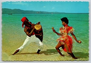 Postkarte Bunte einheimische Entertainer Der sonnige karibische Tanz am Strand - Bild 1 von 2