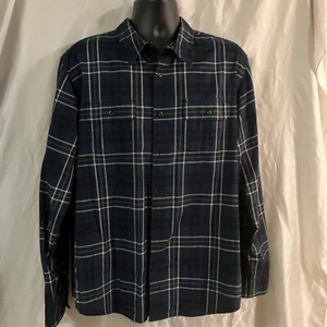 LL Bean Signature Shirt Men’s XL Blue Plaid Slim Fit Button Up Heavy Flannel - Picture 1 of 2
