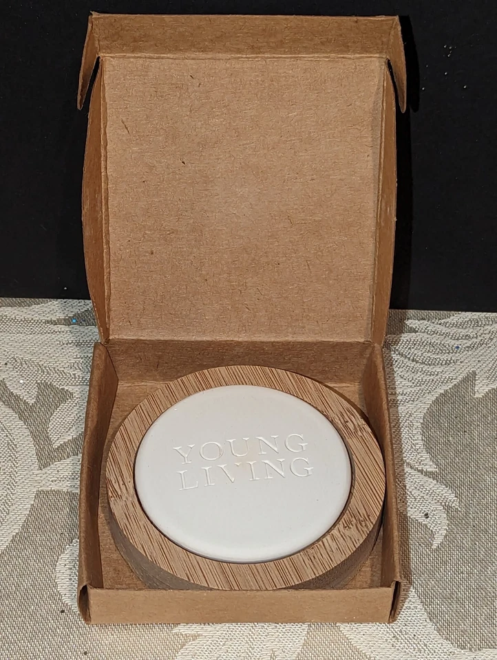 BRAND Young Living Essential Oils Mini Travel Passive Diffuser #35341