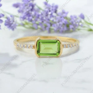 925 Sterling Silver 7x5 mm Emerald Cut Natural Peridot Ring Cubic Zirconia - Picture 1 of 9