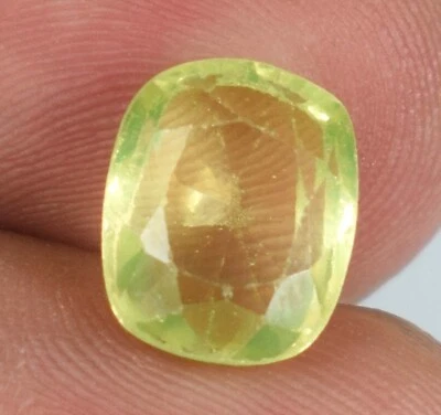 3.95 CT Natürlich Pakistan Peridot 9 X 7 MM Oval Lose Edelstein Zertifiziert - Bild 1 von 4