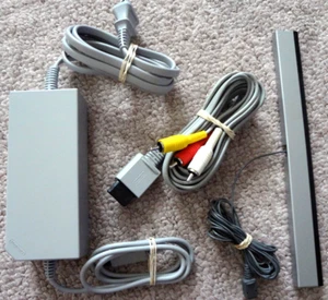 NINTENDO AC POWER + Wii RCA A/V + SENSOR BAR GENUINE OEM RVL-002 RVL-009 RVL-014 - Picture 1 of 6