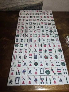 Vintage Bakelite Mahjong Mah Jong Set 158 Tiles - Picture 1 of 20