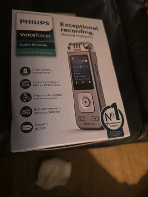 Philips VoiceTracer DVT4110 Audio Recorder - Image 1 of 4