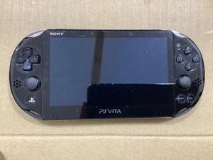 Sony PlayStation Vita PCH-2000 schwarz funktionstüchtig - Bild 1 von 4