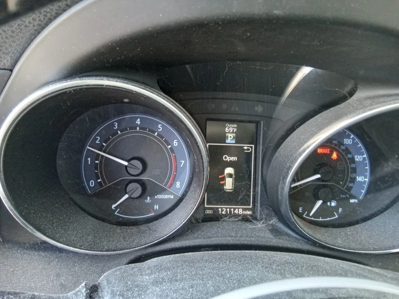 Corolla iM OE 2017 velocímetro calibre clúster 121 k millas Toyota Foto 1 de 4