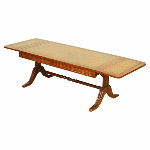 VINTAGE BEVAN FUNNELL EXTENDING MAHOGANY COFFEE TABLE WITH LEATHER TOP Cover