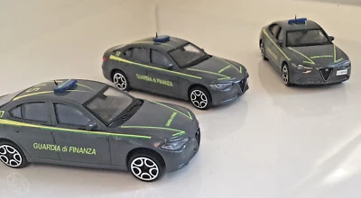 GUARDIA DI FINANZA Alfa Romeo Giulia - Die Cast Model 1/43 - Immagine 1 di 4