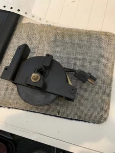 123 820 00 03 Mercedes Temperature Dial - Picture 1 of 3