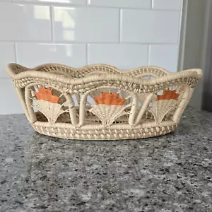 Hand Woven Dyed Guatemalan Pine Needle Basket with Scalloped Edges Oval - Picture 1 of 9