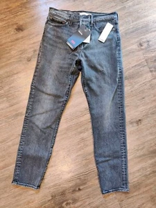Levi's Premium Wedgie Straight Fit Women's Black Jeans Size 28 - Picture 1 of 16