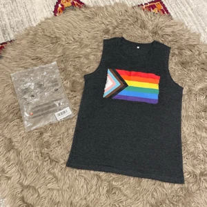 Pride tank top medium - Picture 1 of 4