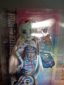 Monster High Frankie's Day Out Figure Mattel JC - Picture 1 of 3