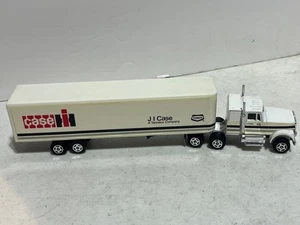 Case/IH Tractor-Box Trailer Used for Hauling Case/IH Parts 1/64 Scale by Ertl - Picture 1 of 21
