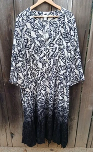 Zim Zoe Kleid Damen Plus Schwarz Geometrisches Muster Taschen Fließend Midi Hauskleid 26/28 - Bild 1 von 10