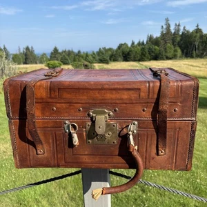 Alter europäischer antiker verzierter Lederkoffer Reisegepäck 19x11x10 Dekor Requisite - Bild 1 von 23