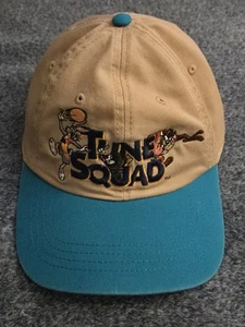 Cappello Space Jam Tune Squad Berretto Baseball Regolabile Beige Logo Ricamato - Foto 1 di 10