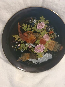 Ceramic plate, cobalt blue, vintage, Japanese culture, flowers and peacocks 9” - Picture 1 of 3