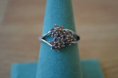 Anillo Andaluz de Tres Flores Jenipapo 0.84ct ~ Plata de Ley Fina Talla 6 Foto 1 de 4