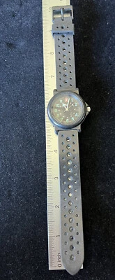 Reloj Analógico Vintage Ejército Suizo Negro Banda Silicona Esfera Lumi Nuevo Reloj Batería Foto 1 de 4