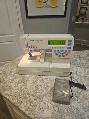 Pfaff creative 7570 embroidery sewing machine plus accessories  - Image 1 of 4