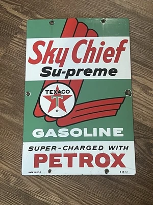VINTAGE 1961 TEXACO SKY CHIEF SU-PREME GASOLINE ADVERTISING PORCELAIN SIGN - Image 1 of 4