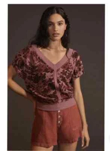 Anthropologie Picro Short Sleeve Crop Sweatshirt Size XS Pink Floral V-Neck NEW - Picture 1 of 15