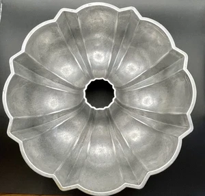 Vintage Original Bundt Cake Pan Northland Aluminum Products USA ~ Heavy Duty - Picture 1 of 11