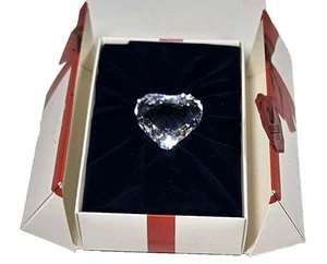 Swarovski 1996 SCS Renewal Gift Clear Heart 199130 Boxed Crystal Certificate - Picture 1 of 10