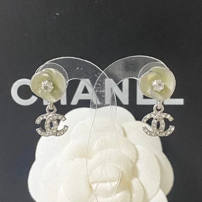Pendientes CHANEL Marca de Coco Flor Estrás Piedra Plata #1010 Foto 1 de 4