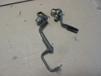 Honda Nighthawk CB450 SC 1982 OEM #4 liberación de asiento (juego 2) Foto 1 de 2