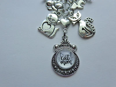 CAT MOM KITTEN CAT PAW LOVE MY CAT KEY CHAIN PURSE CLIP BAG CHARM BACKPACK FOB - Image 1 of 4