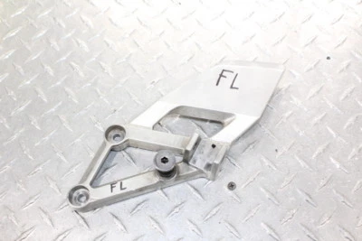 Honda CBR600F2 1993 reposapiés delantero izquierdo clavija soporte estribo montaje Foto 1 de 4