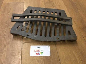 J DAY 10087 MANOR 16” BLENHEIM MILNER Cast Iron Bottom Grate 1/2 Legs SR1 JD1041 - Picture 1 of 10