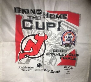 2000 New Jersey Devils ￼Stanley Cup Finales  Puck & Towel! Western Vs Eastern - Picture 1 of 3