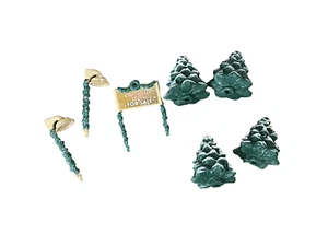 Magic of Main Street Replacement Christmas Tree Sale Lot Pieces Trendmasters Vtg - Picture 1 of 3
