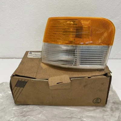 SAAB 9000 HATCHBACK INDICATORE DI DIREZIONE SINISTRA USA OEM 30520566 - Immagine 1 di 4
