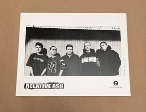 Relative Ash 8 x 10 Zoll Vintage Pressemappe Foto - Bild 1 von 1