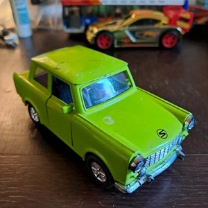 Trabi Modellauto SS4725 Trabant grün DDR 1989 Blech ca. 12 cm lang 5 cm hoch - Bild 1 von 5