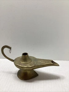 Vintage aladdin oil lamp - Picture 1 of 5