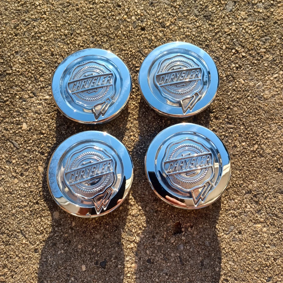 Tampa central Chrysler PT Cruiser Pacifica Aspen conjunto de 4, 1999-2010 p/n 04782867AA - Imagem 1 de 3