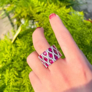 Top Weißgold plattiert X Form rund rot CZ geometrischer Ring für Frauen Ehering - Bild 1 von 14