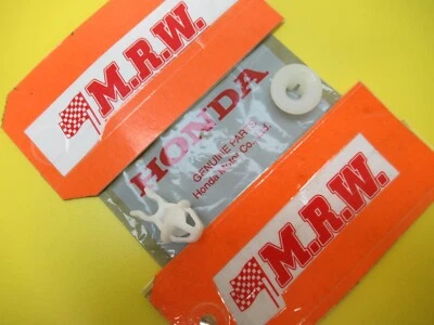 2011 HONDA CR-V HOOD ROD GROMET BUSHING HOLE STAY CLAMP PROP CLIP SET OEM OE NEW - Image 1 of 4