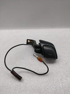 MITSUBISHI GTO 3000GT mk2 STEERING WHEEL HORN BUTTON SWITCH 1993-1996 II STEALTH - Picture 1 of 2