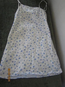 American Eagle Tank Top Womens XS White Blue Floral Print Sleeveless EUC - Picture 1 of 3