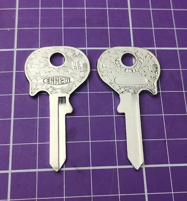 2 Uncut Blank keys for Volvo 144 144s 122 122S 142 142s 544 1800 1800s VO6, V77 - Image 1 of 4